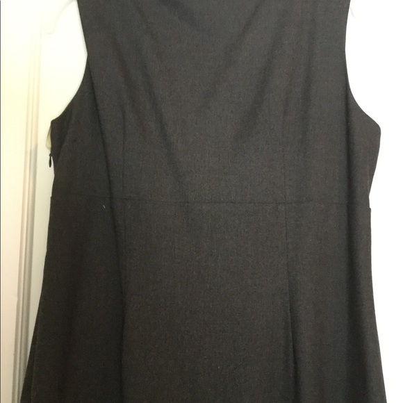 Eliza J Grey V neck dress - Picture 3 of 11